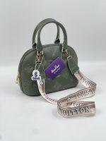 کیف دخترونه لویی ویتون هلالی - Image 2