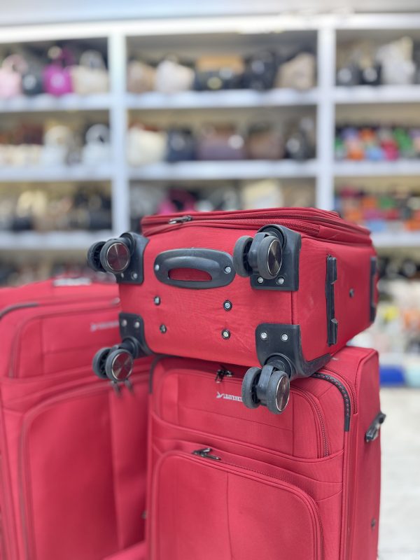 چمدان برزنتی اعلا قرمز