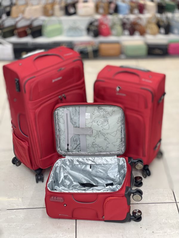 چمدان برزنتی اعلا قرمز