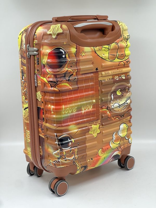 چمدان کودک آدم فضایی