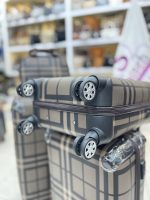 چمدان اورجینال لوکس باربری چهارخونه کرم تیره