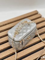 کیف صندوقچه ای شنل - Image 5